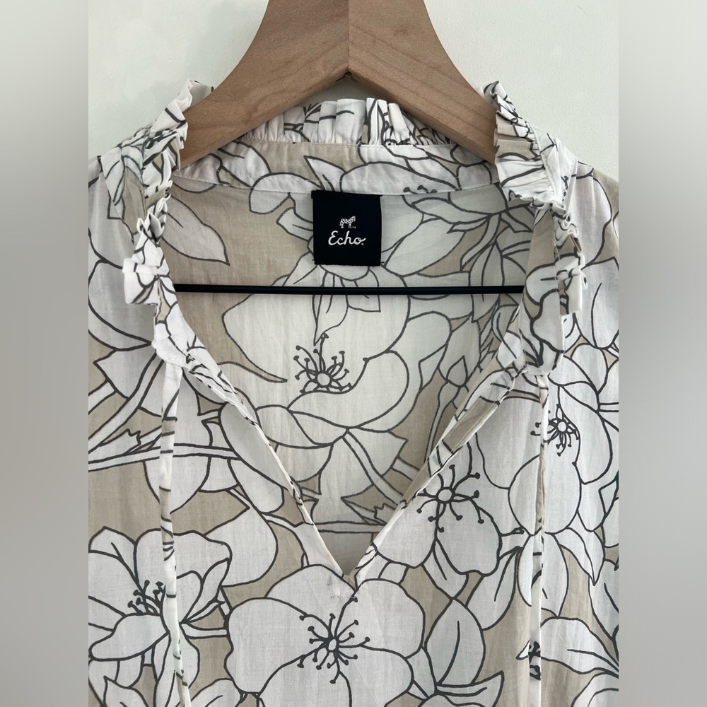 Echo New York Etched Floral Tiered Dress - Picture 6 of 8